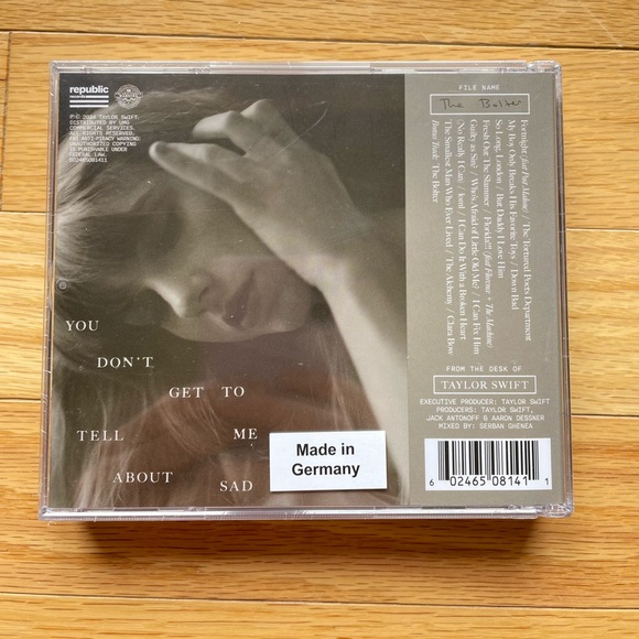 The Tortured Poets Department Collector’s Edition Deluxe CD “The Bolter” - Picture 3 of 5